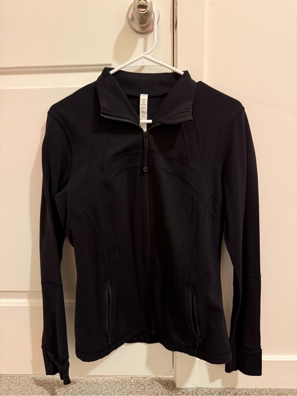 Lululemon Define Black full zip Jacket